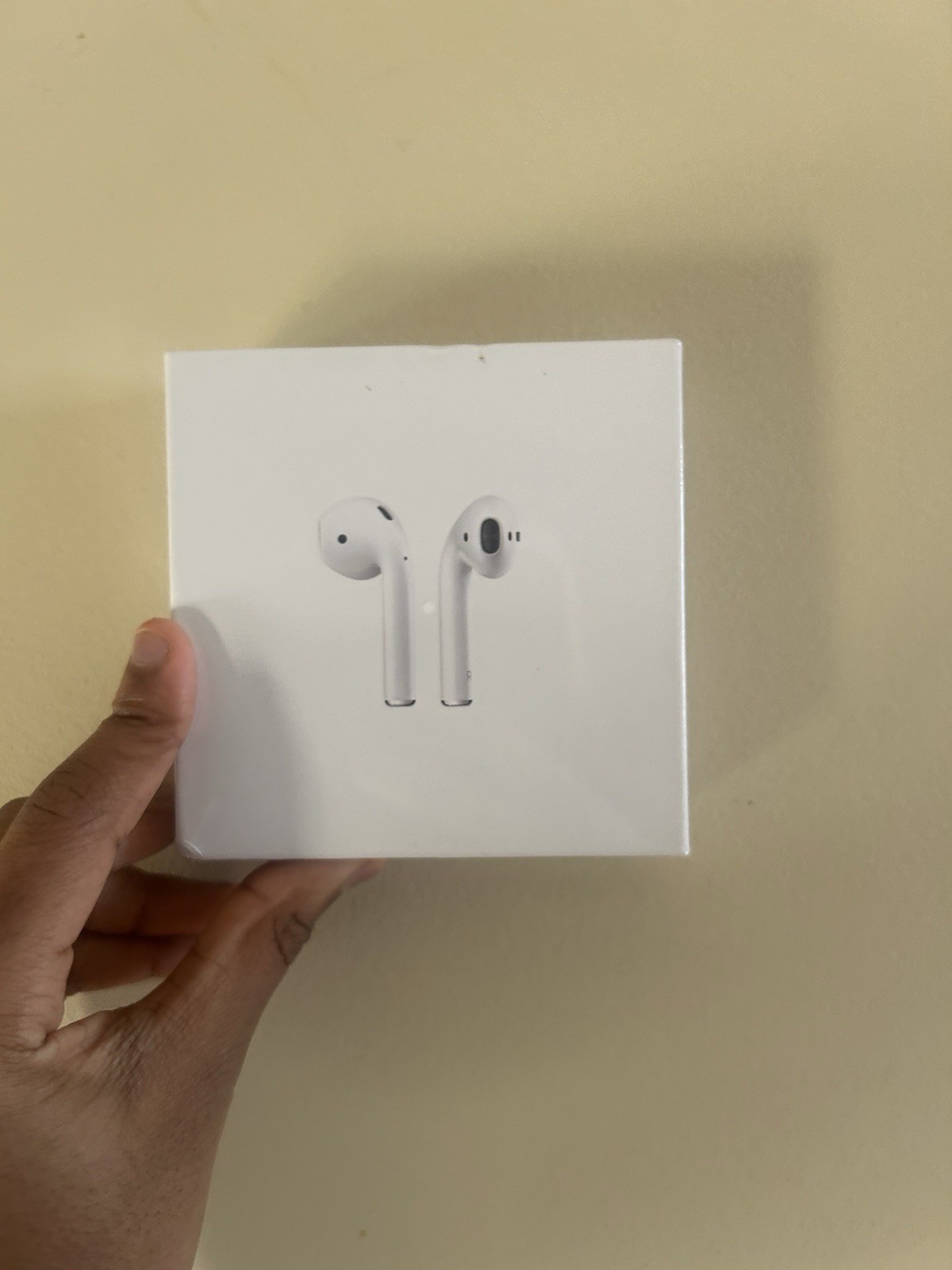 Apple AirPods Wireless Charging Case White In-Ear Bluetooth Earbuds 2020s