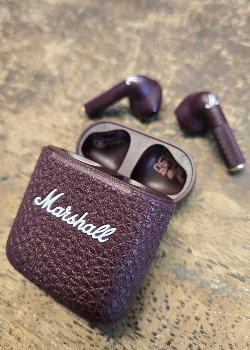 ?Limited Edition Burgundy Very Rare Marshall Minor III Wireless Earbuds Special