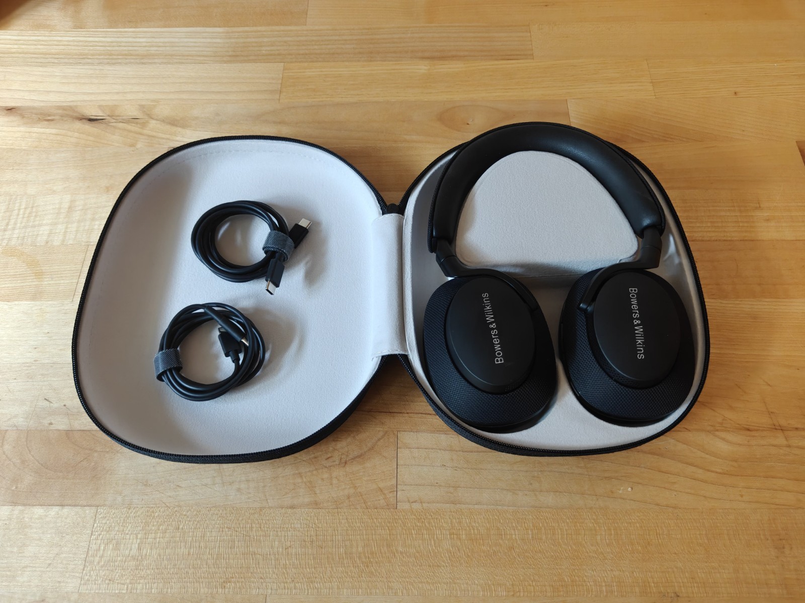 Bowers & Wilkins Px7 S2 Over-Ear Headphones