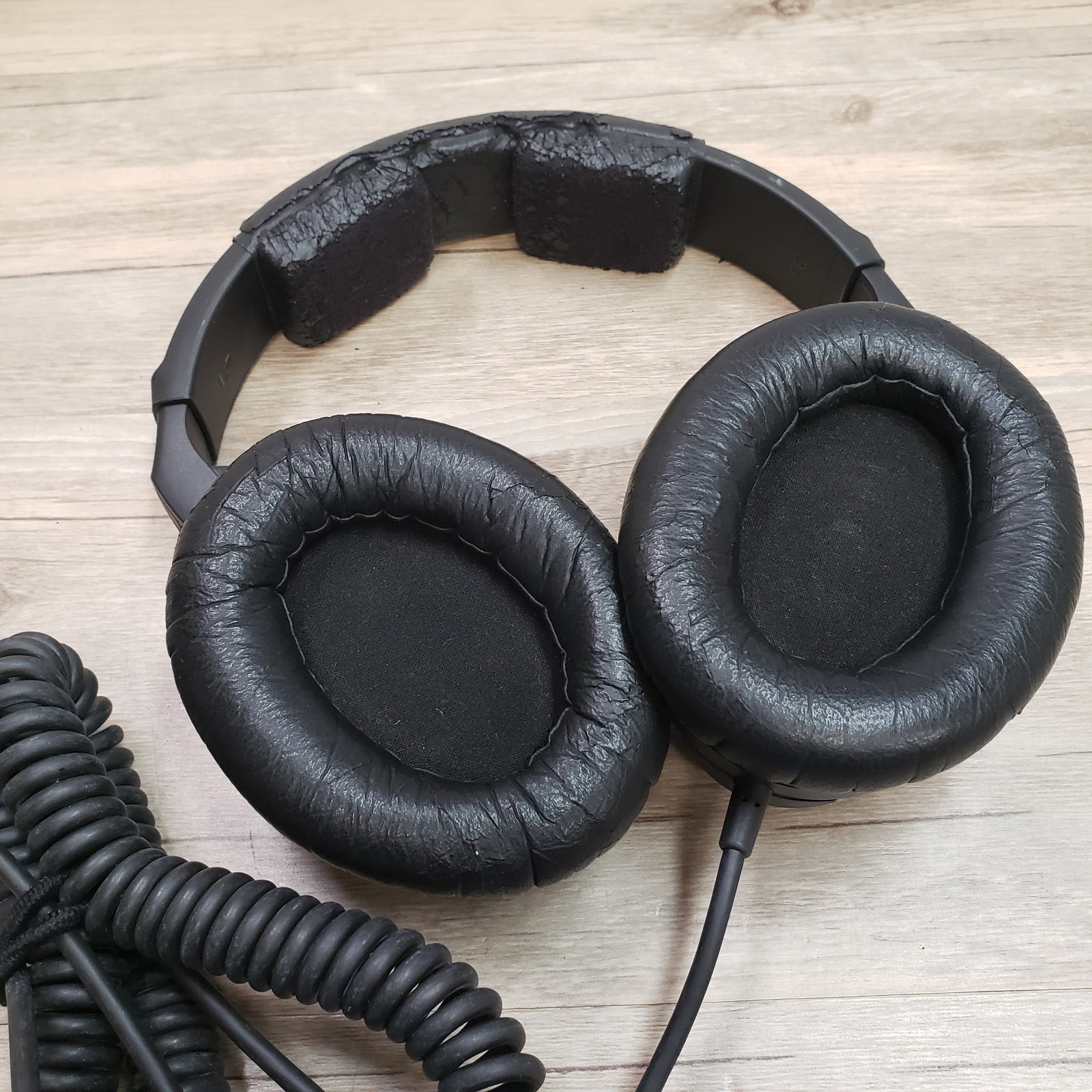 Sennheiser HD 280 Pro Studio Headphones 64 Ohm-Tested-Headband Peeling