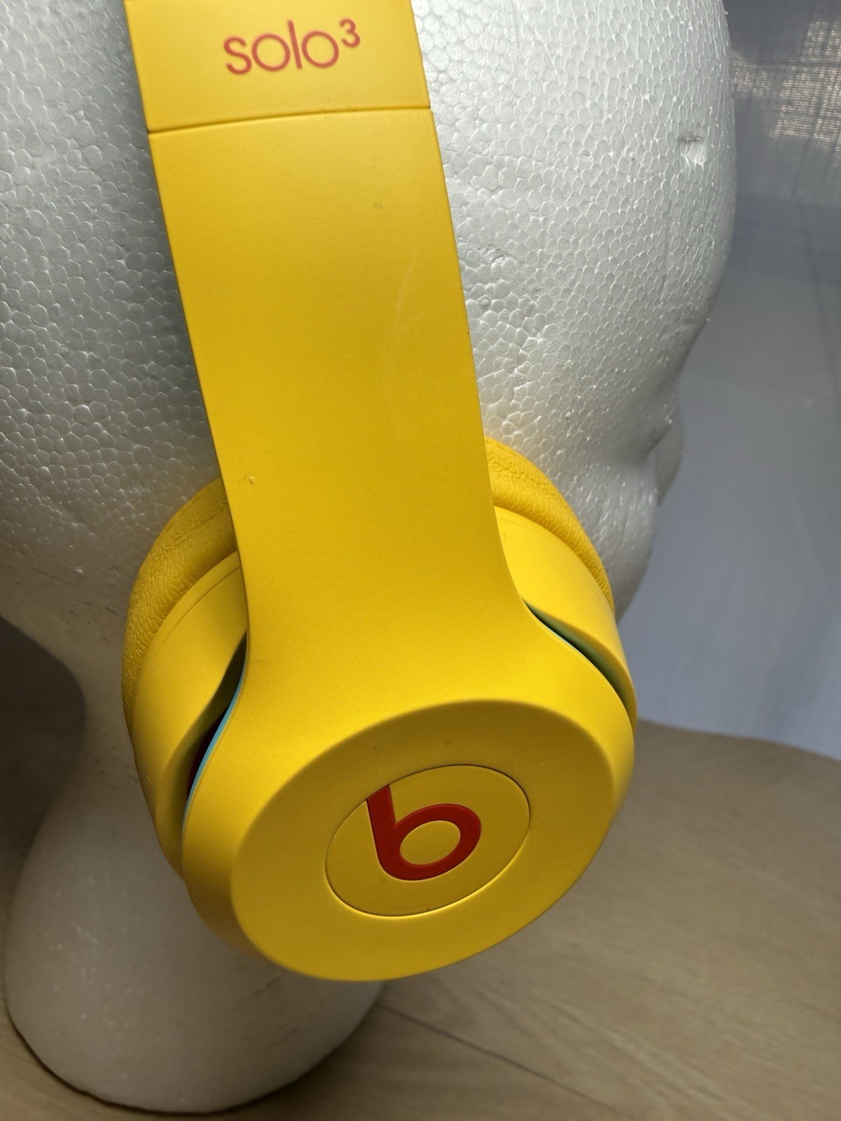 Beats by Dr. Dre Beats Solo3 Wireless On-Ear Headphones Yellow Blue Read!