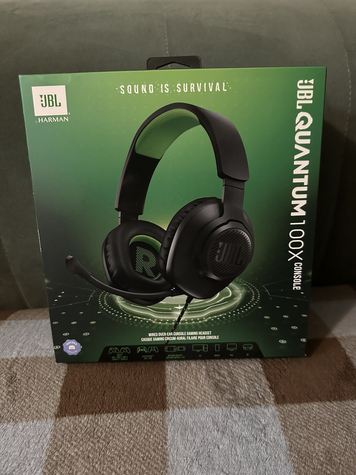 JBL Quantum 100x Wired Headset compatible with Xbox, ps4, ps5, switch -Black-NEW