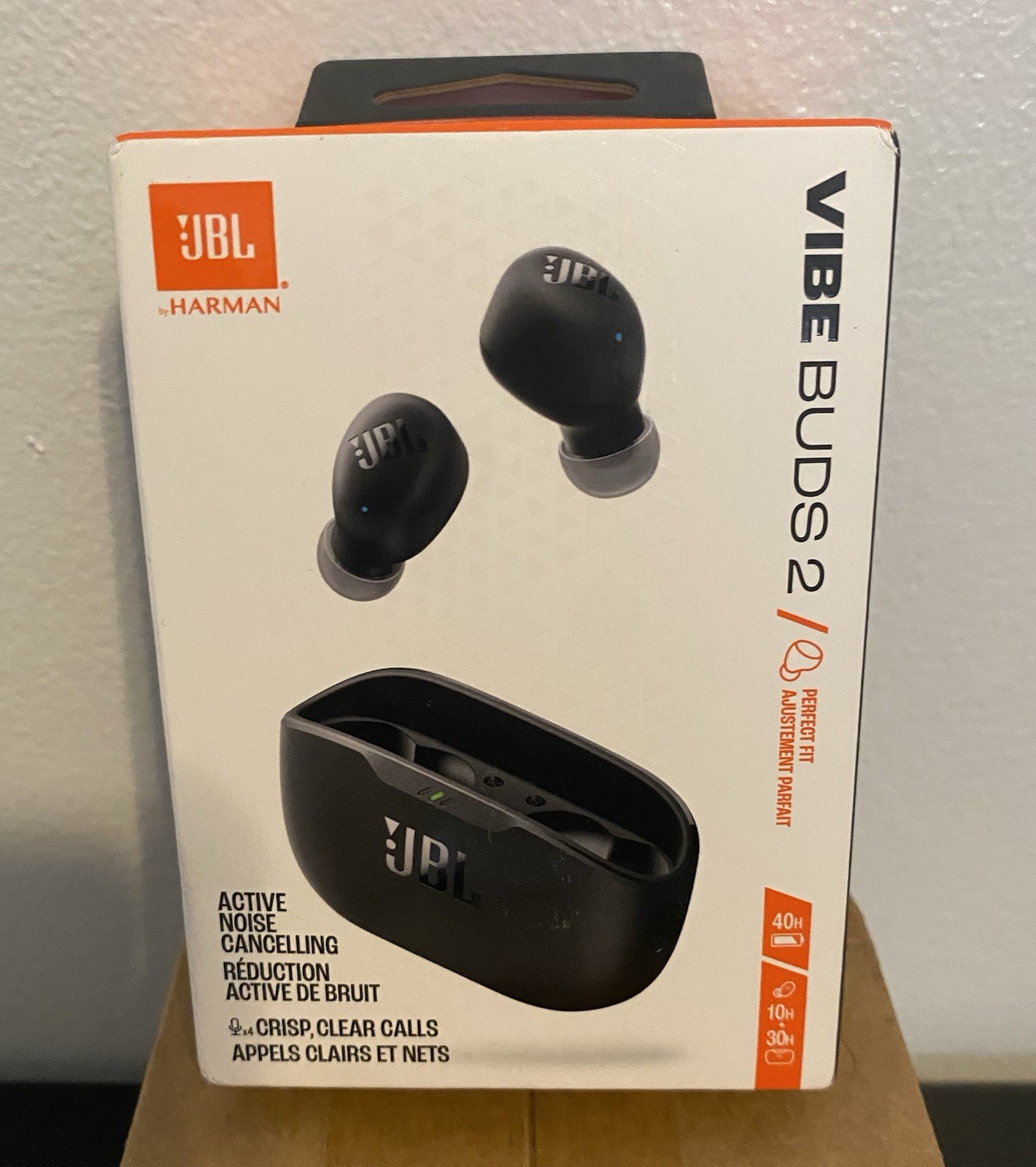 JBL Wave Buds True Wireless In-Ear Headphones – Black (JBLVBUDSBLKAM)