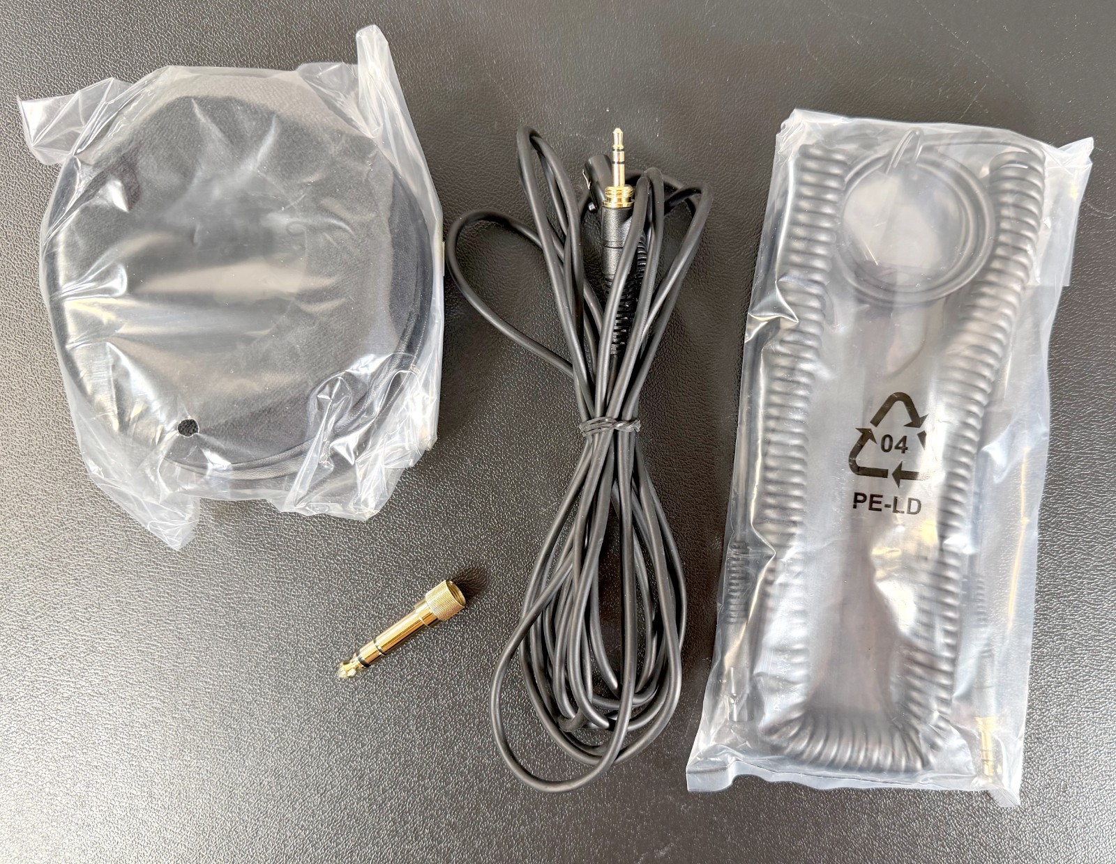 AKG K 240 MK II Semi-Open Professional Studio Headphones – 2 Earpad Sets