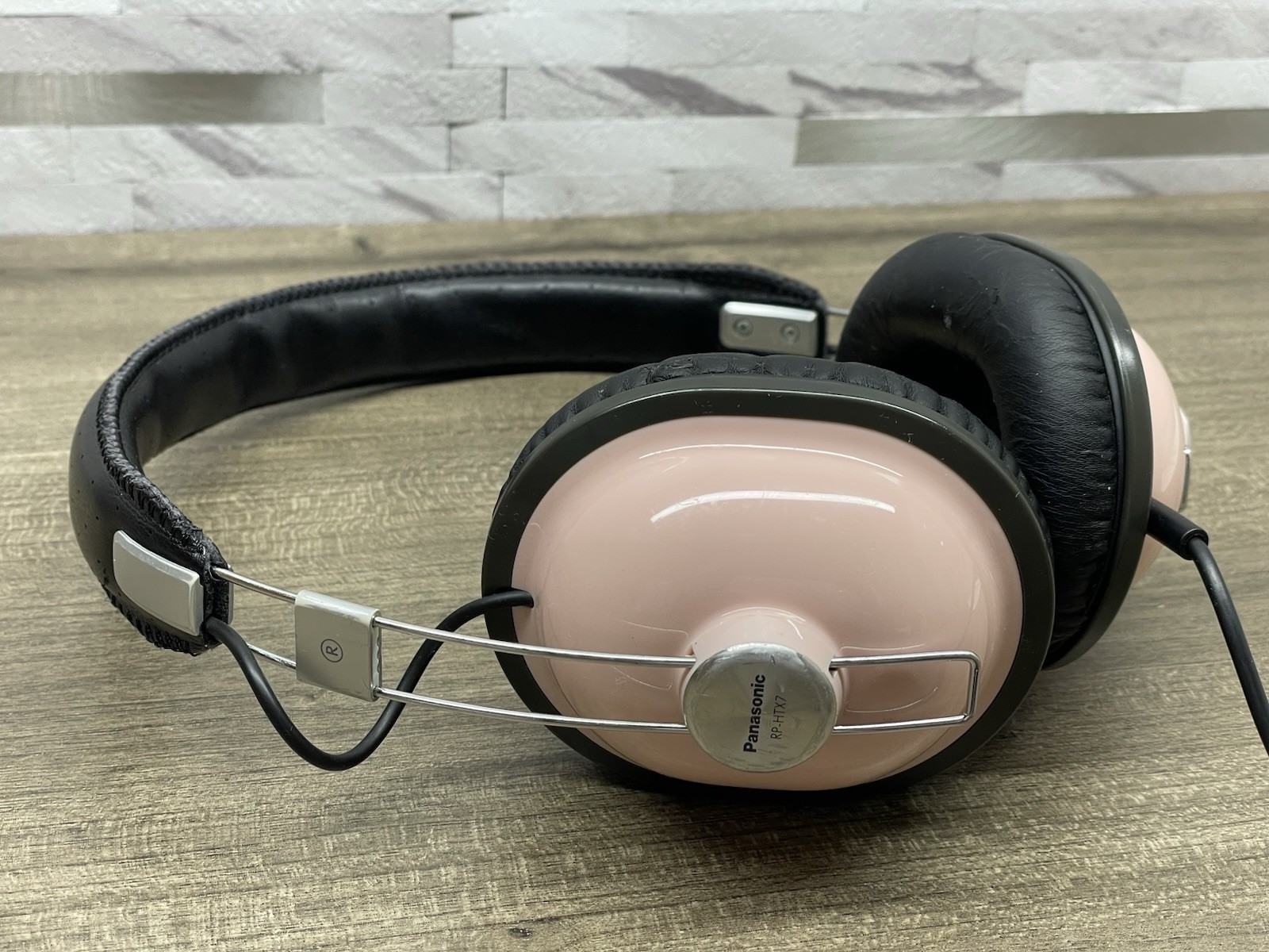 Panasonic RP-HTX7 Hermetically Sealed Headphones PINK Wired Tested Working -READ