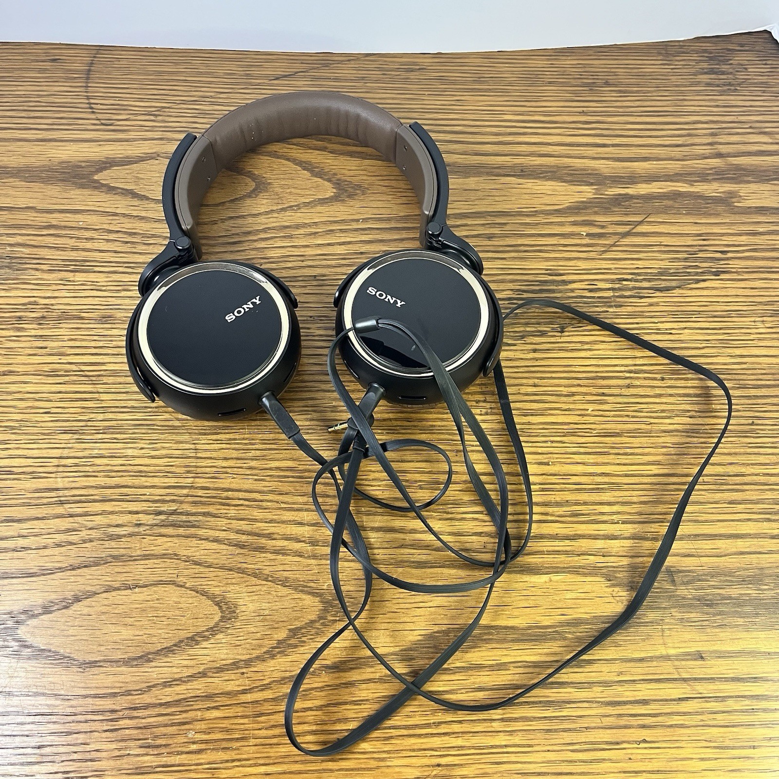 Sony MDR-XB600 Headband Headphones – Black/Brown Tested And Working