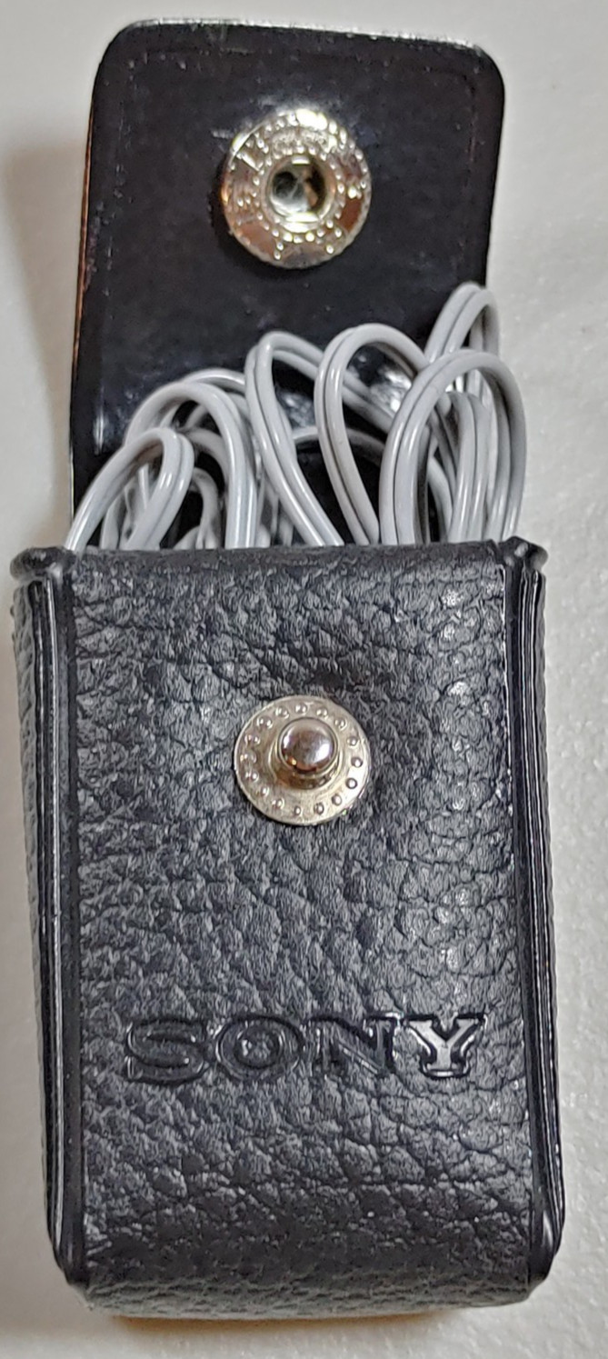 Vtg SONY ME-20s Piezo-Electric Crystal Mono In-Ear Earpiece Original Vinyl Case