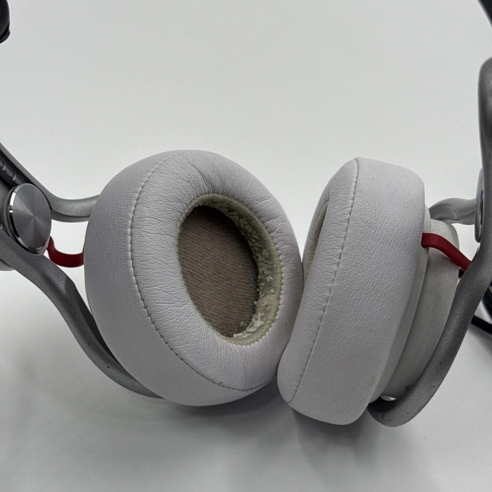 Beats by dr. dre Mixr Mixer Headphones White Tested Working (Read Desc)