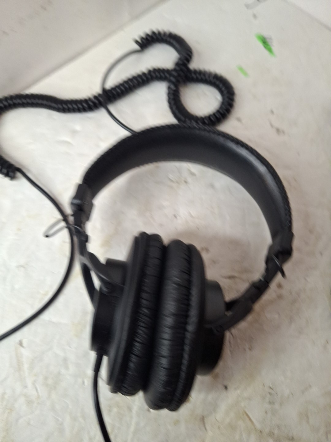 Sony MDR-7506 Sound Monitor Headphones (Black) Bag And Jack Excellent Condition