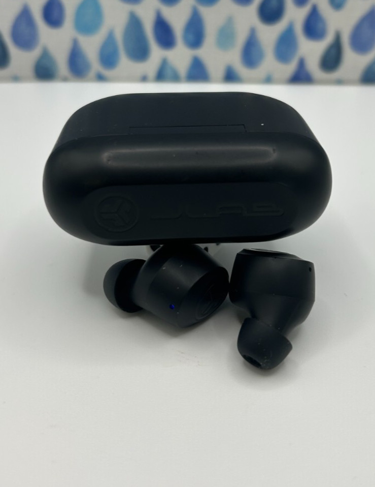 JLAB EBGAIRPOPRBLK124 Go Air Pop True Wireless Bluetooth Earbuds + Charging