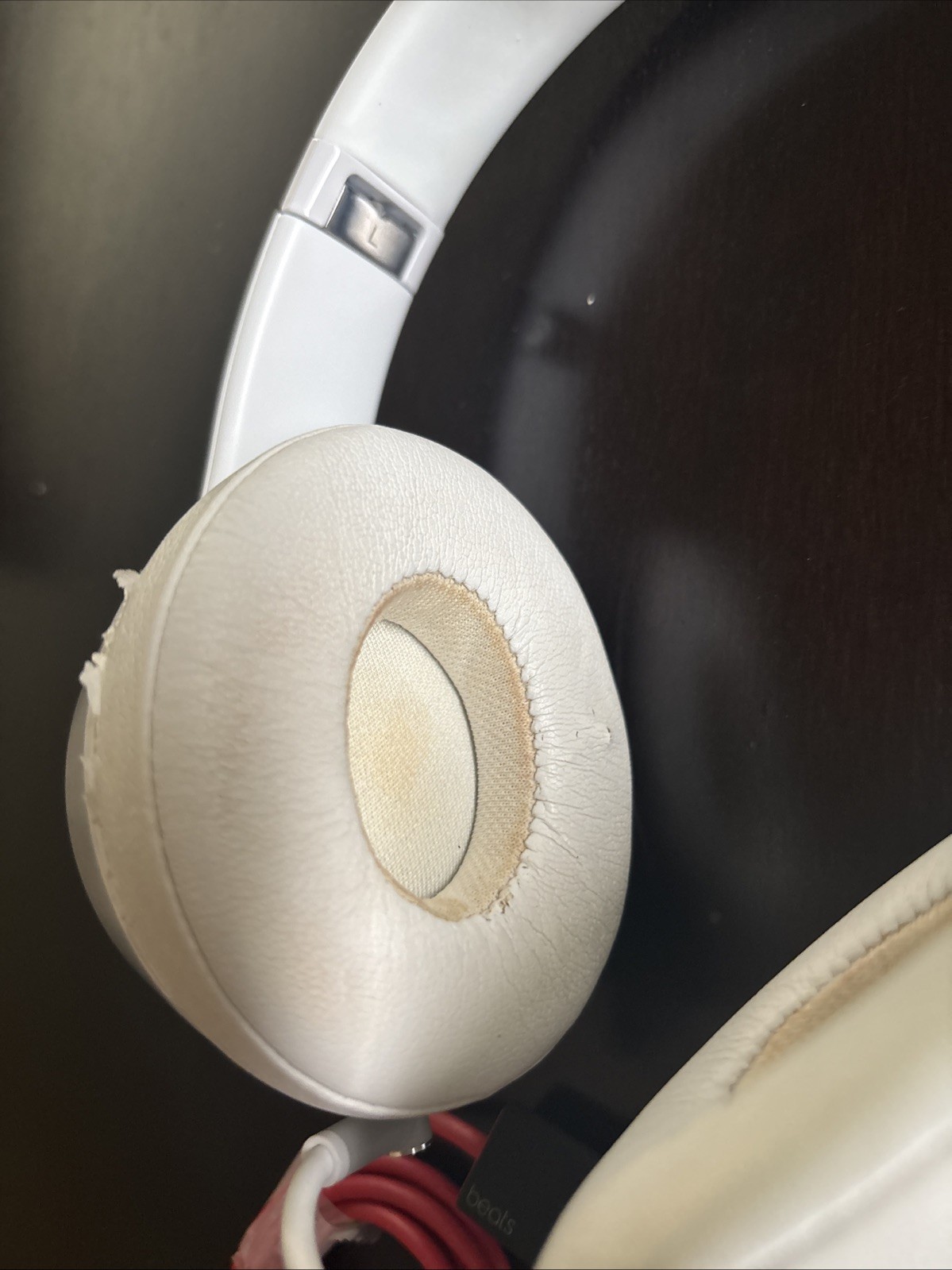 Beats by Dr. Dre Solo 2 B0518 Wired Headband Headphones White