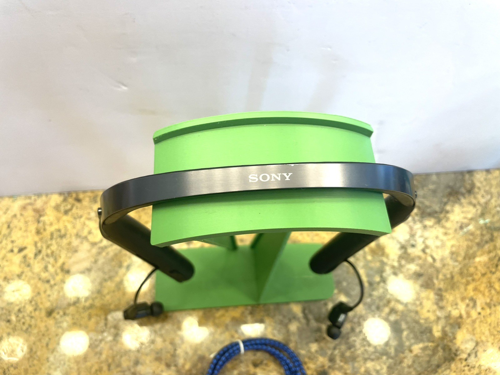 Sony WI-1000X Neckband Noise Cancelling Headphones Tested