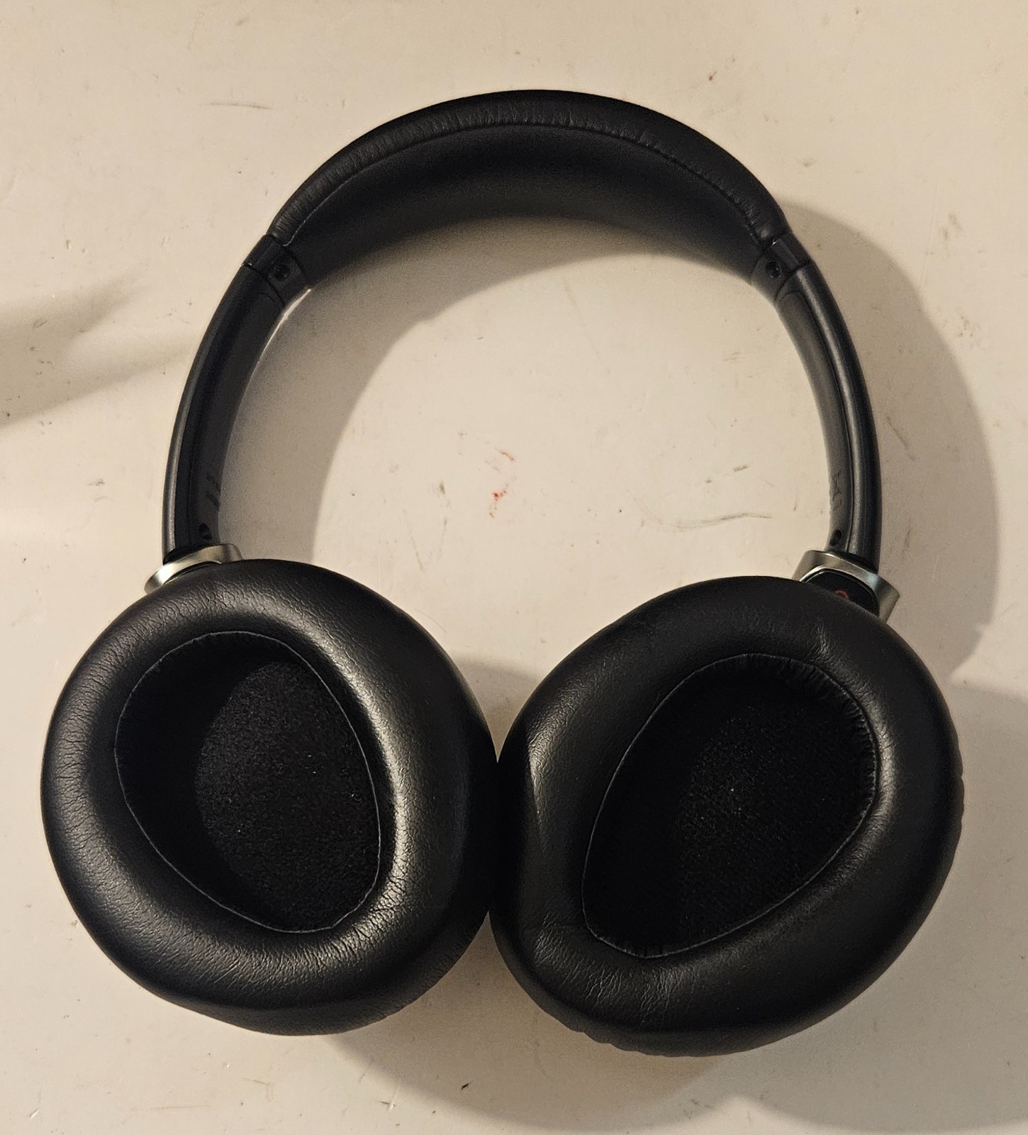 Sony MDR-10RDC Noise Canceling Headphones – Black w/ case cable & Manual