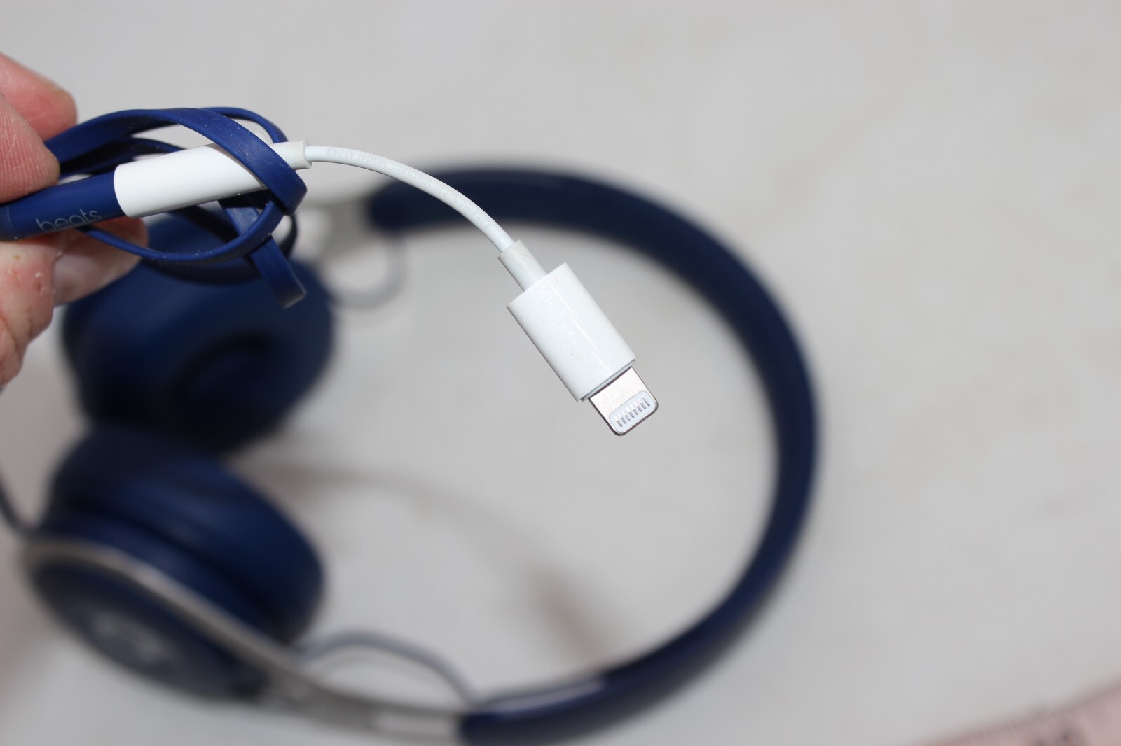 Beats EP Wired Headphones – Battery Free BLUE Silver Corded w/Iphone adapter