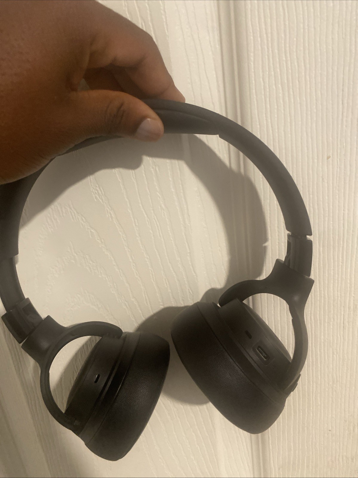 It’s In Perfect Condition It Has Awesome Bass And Is Loud