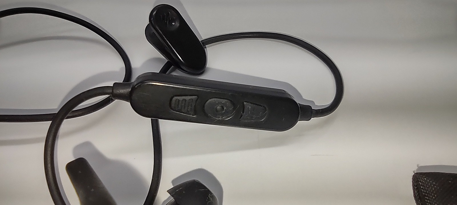 Yurbuds Focus 500 Bluetooth Earphones TESTED WORK CLEAN!
