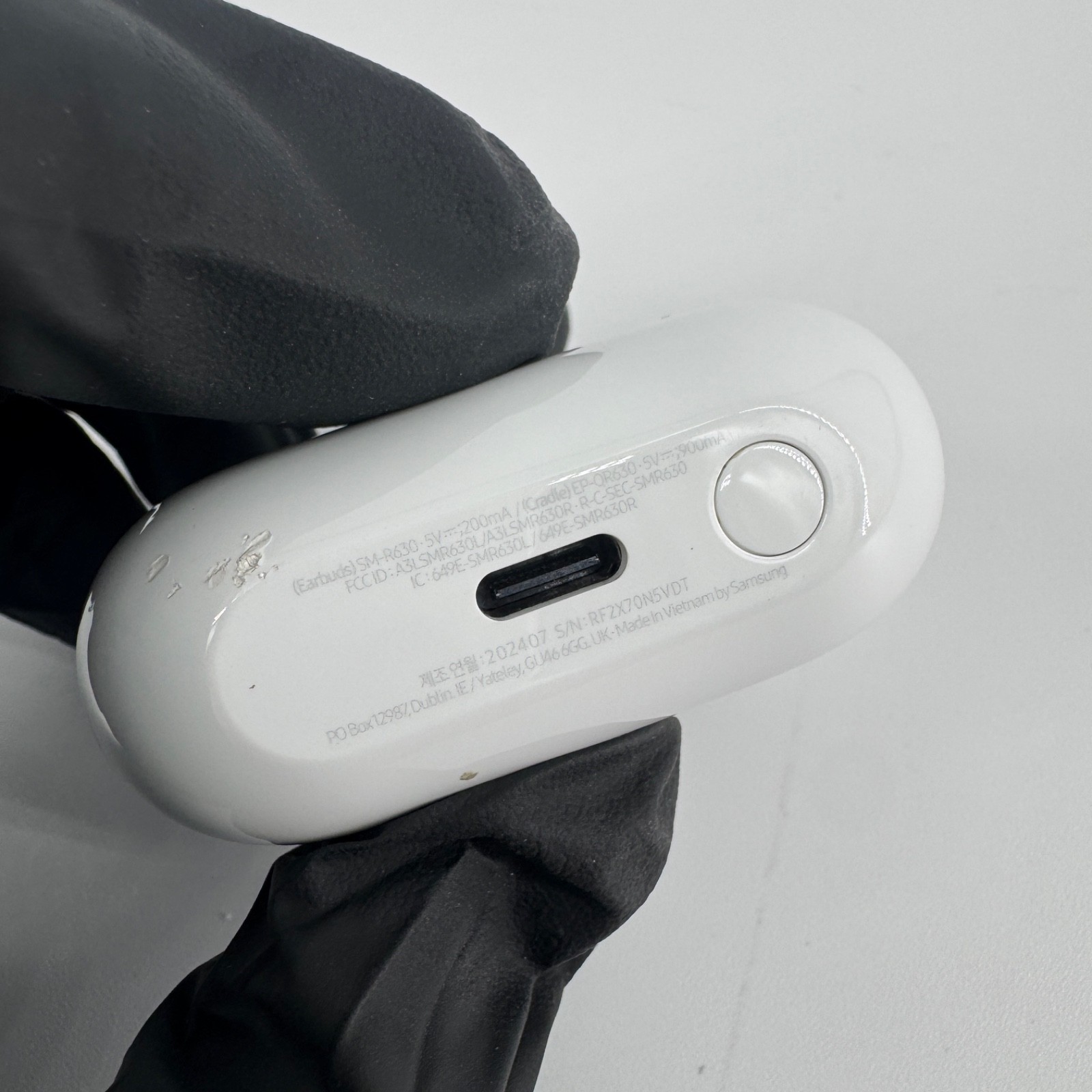 Samsung Galaxy Buds3 Pro SM-R630 Wireless Earbud Headphones – White
