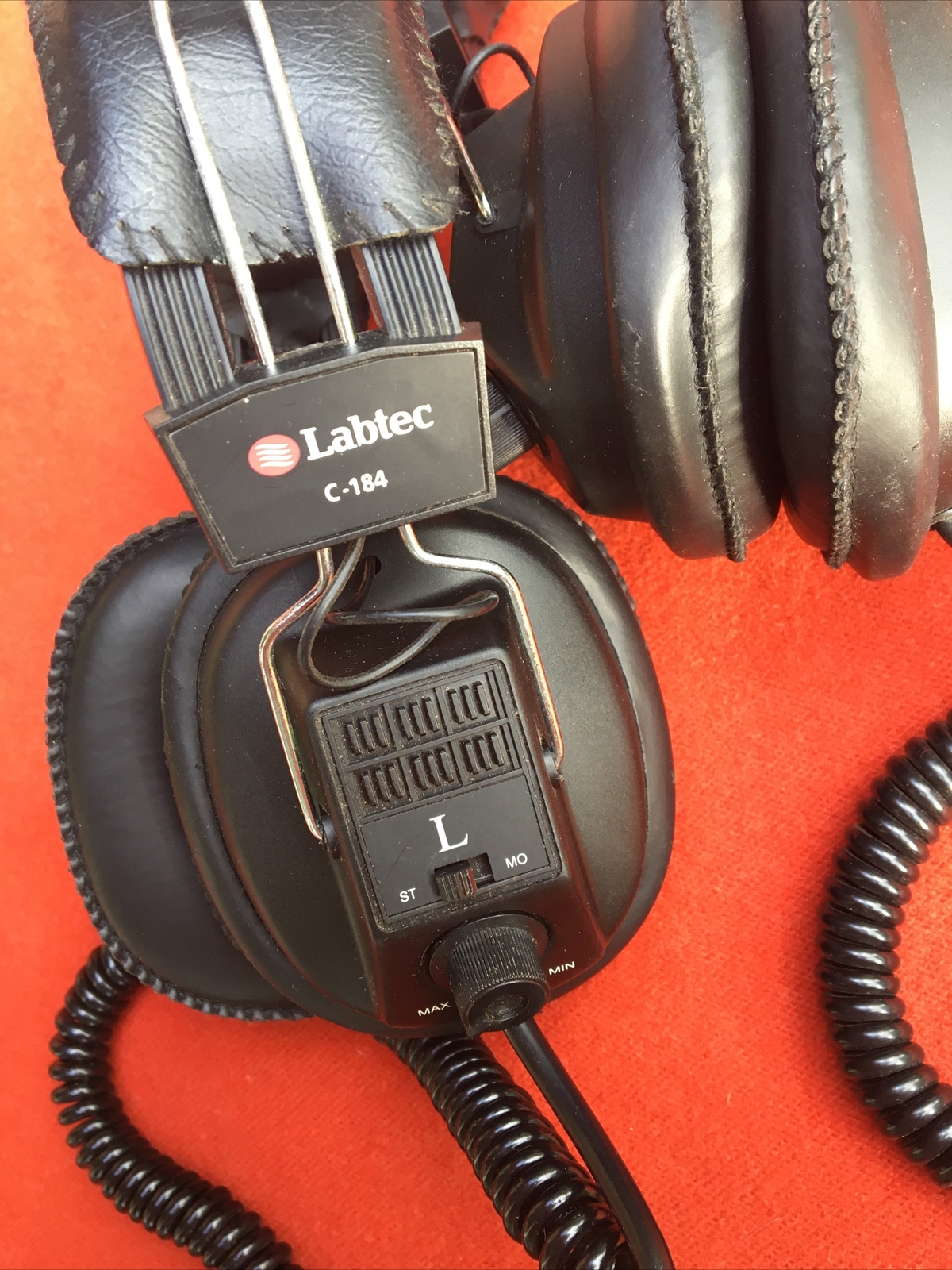 Labtec C-184 Stereo Headphones over the ear pair