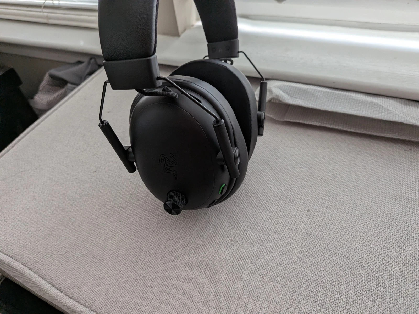 Razer BlackShark V3 Wireless Gaming Headset for PC: 50mm Drivers – No Mic/Dongle