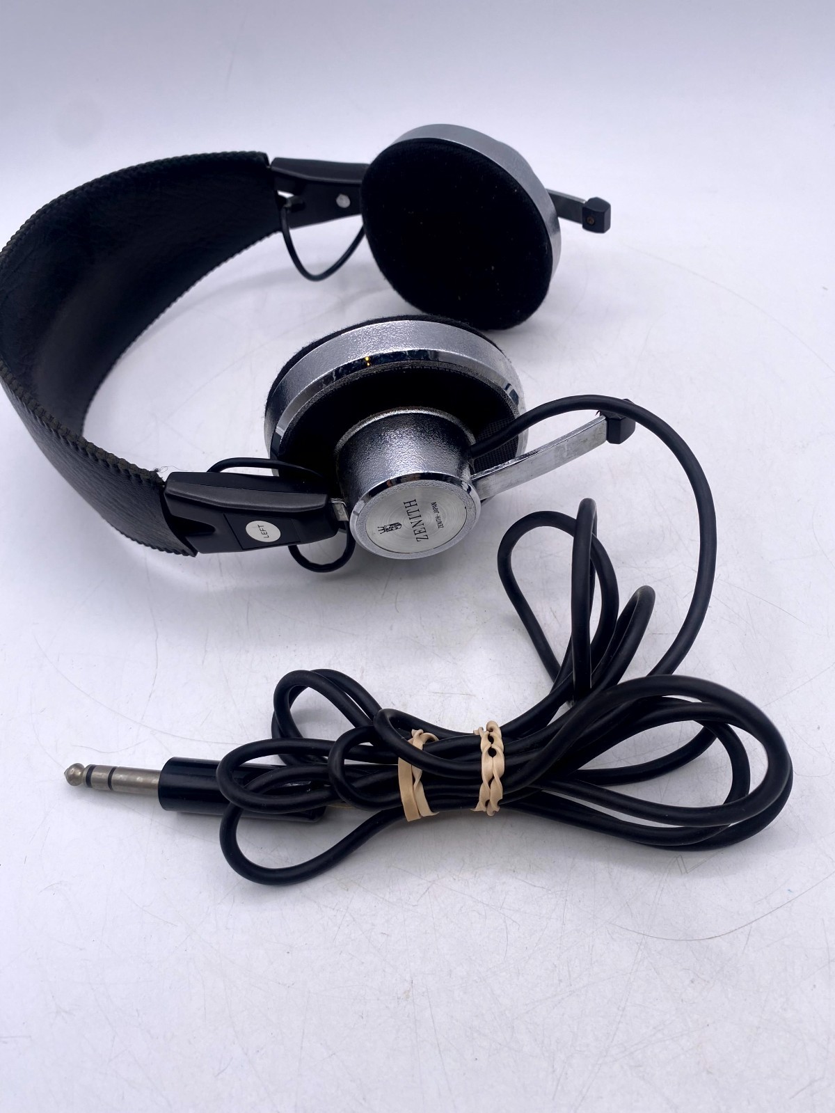 Vintage Zenith On-Ear Stereo Headphones Black & Silver Wired Adjustable Headband