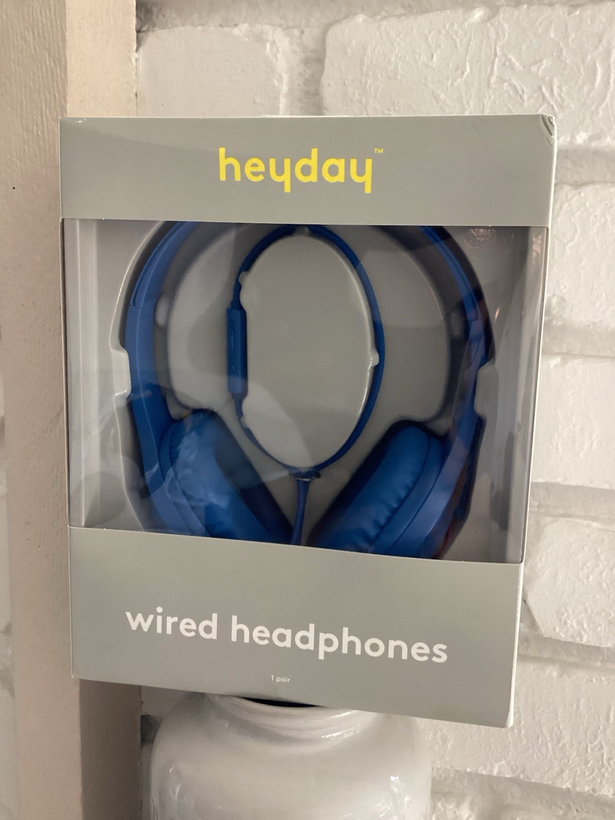 Heyday Wired On-Ear Headphones – With Microphone- Blue – NEW Open Box Close out