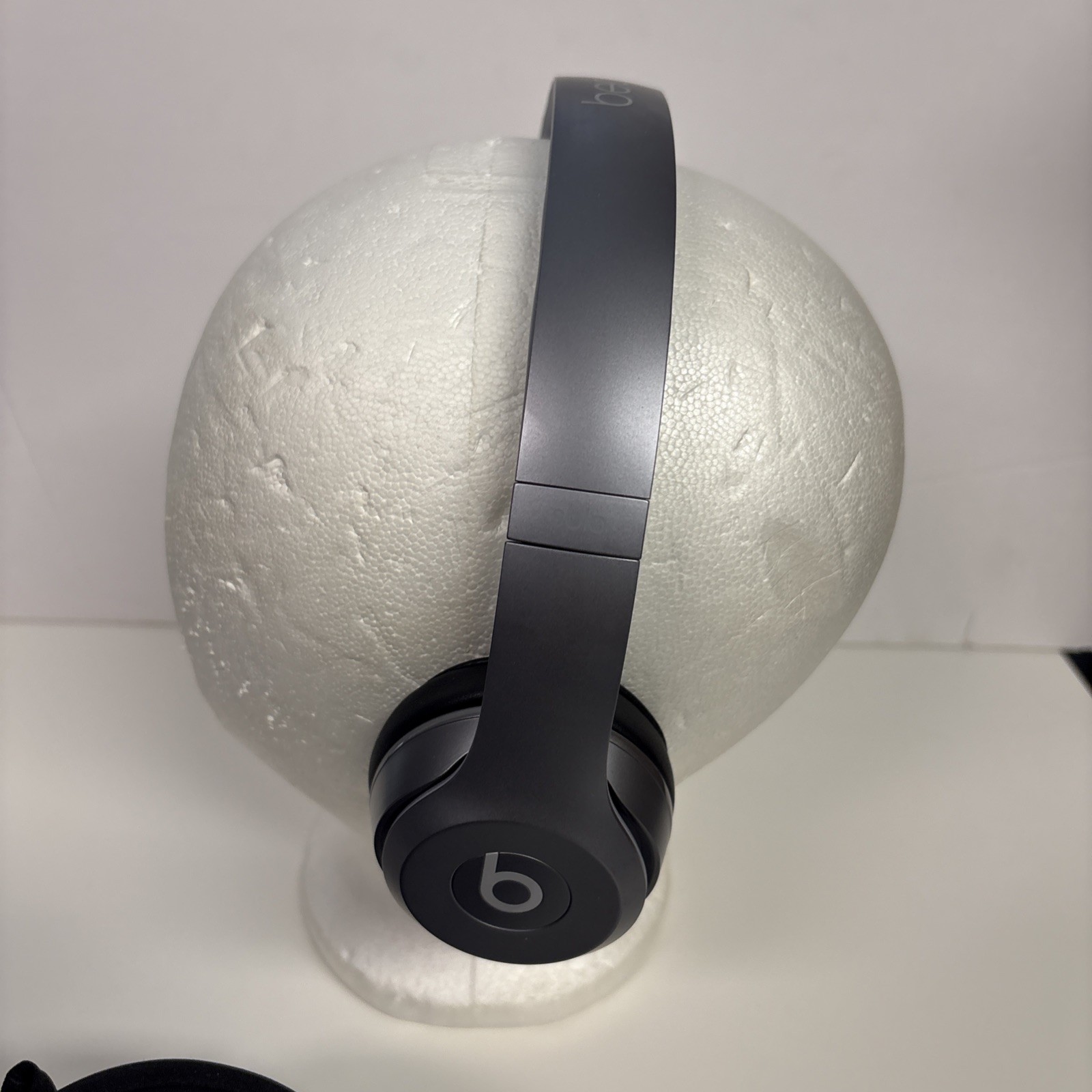 Beats by Dr. Dre Solo 2 Wired On-Ear Headphones Black/Gray B0518