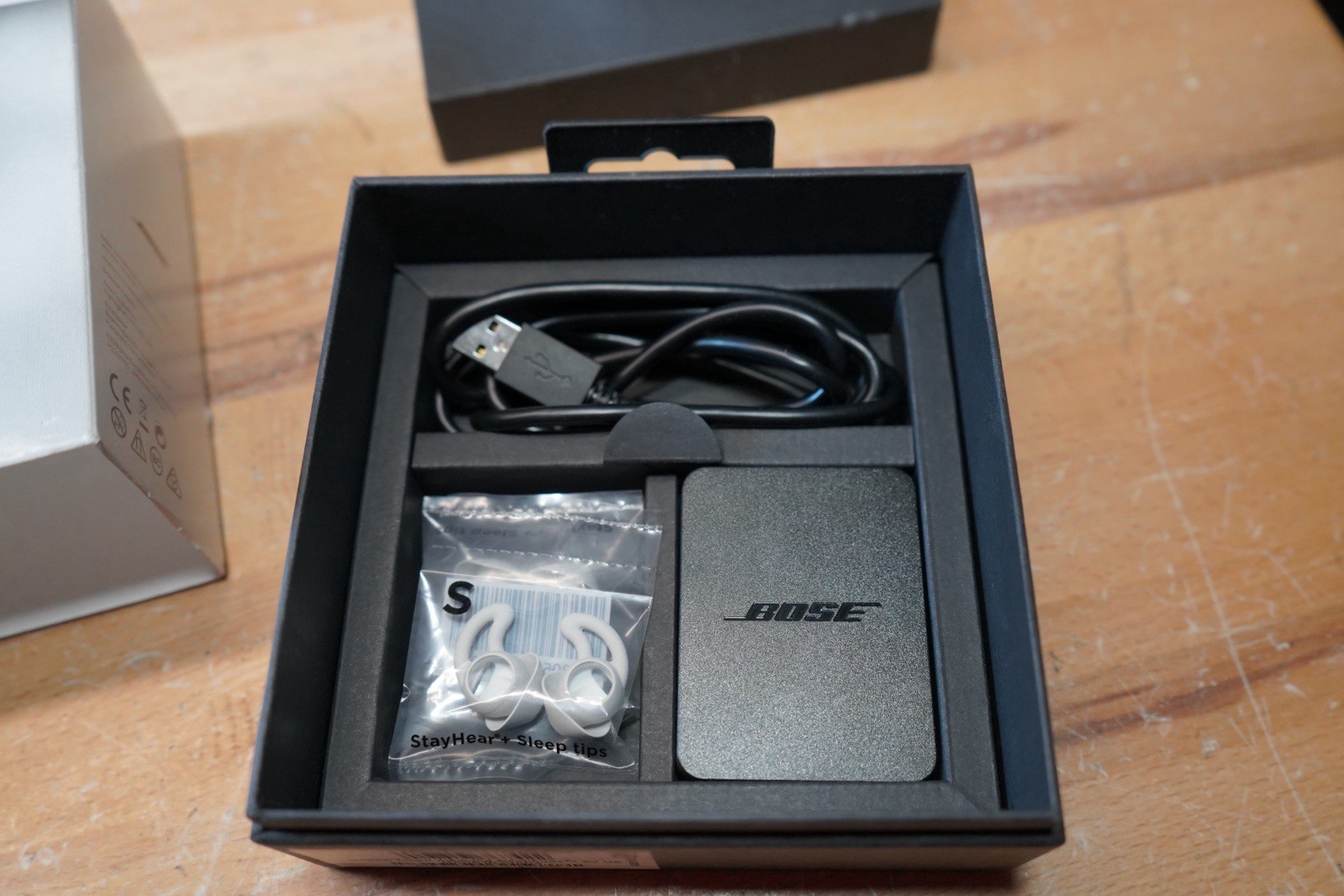 (L) Bose Noise Masking Sleepbuds 5V US Wireless 785593-0010