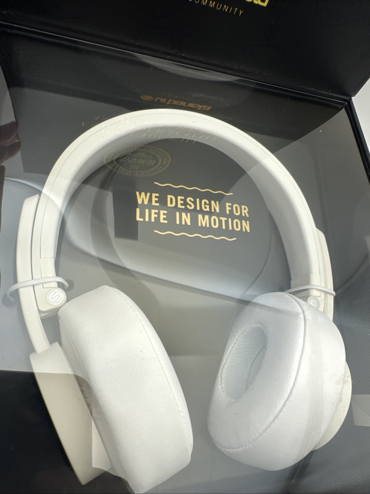 Urbanista Seattle On-Ear Headphones Fluffy Cloud White Wired New Sealed
