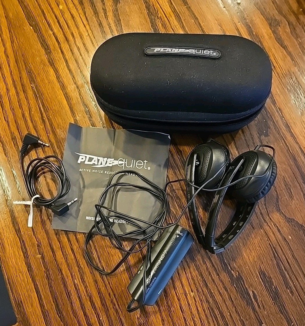 Plane Quiet NC-7 Lightweight Active Noise Reduction Headset Model 319 – 2008