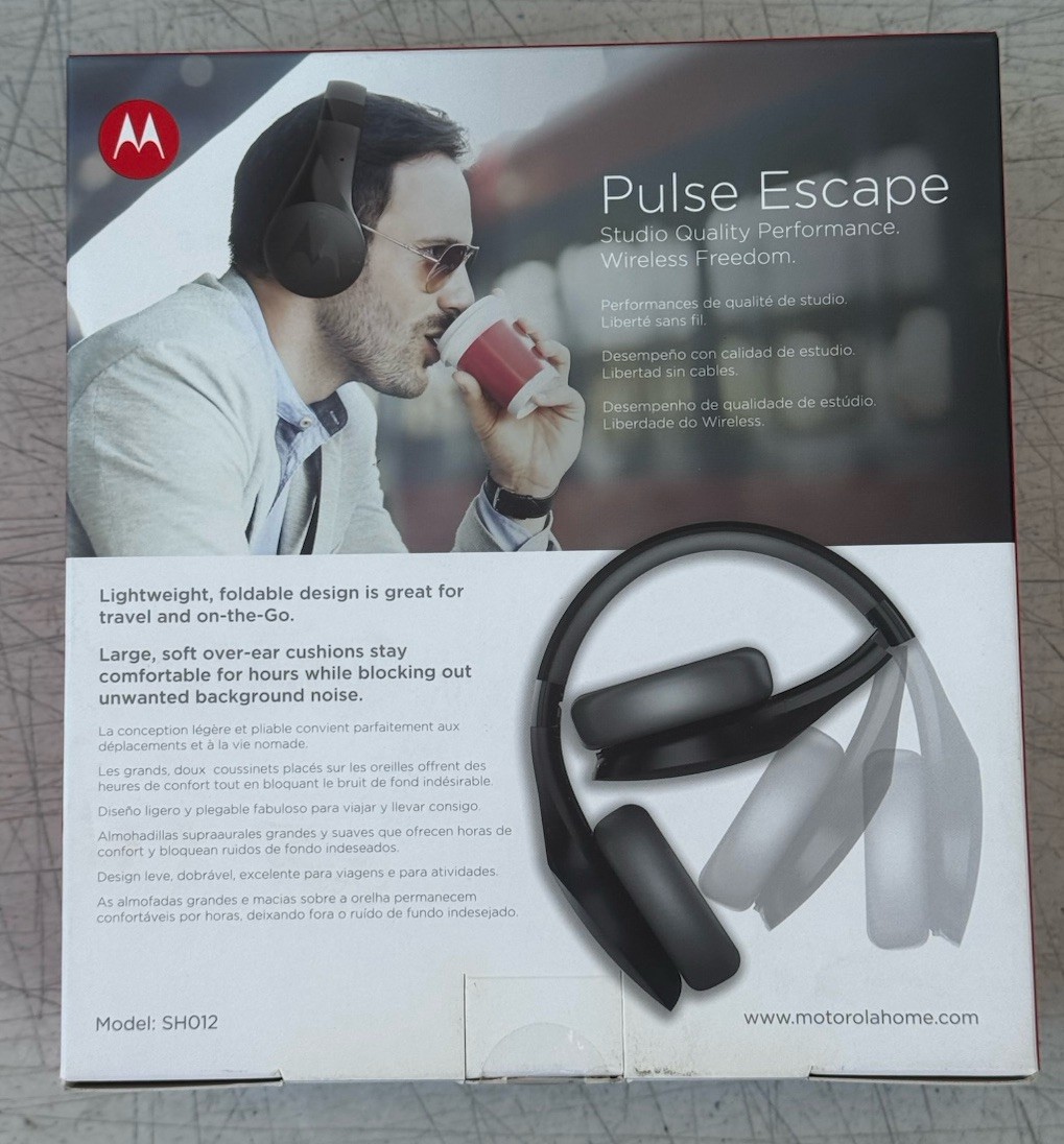 Motorola Mobile Accessories Pulse Escape Wireless Over-Ear Headphone(SH012-BK)