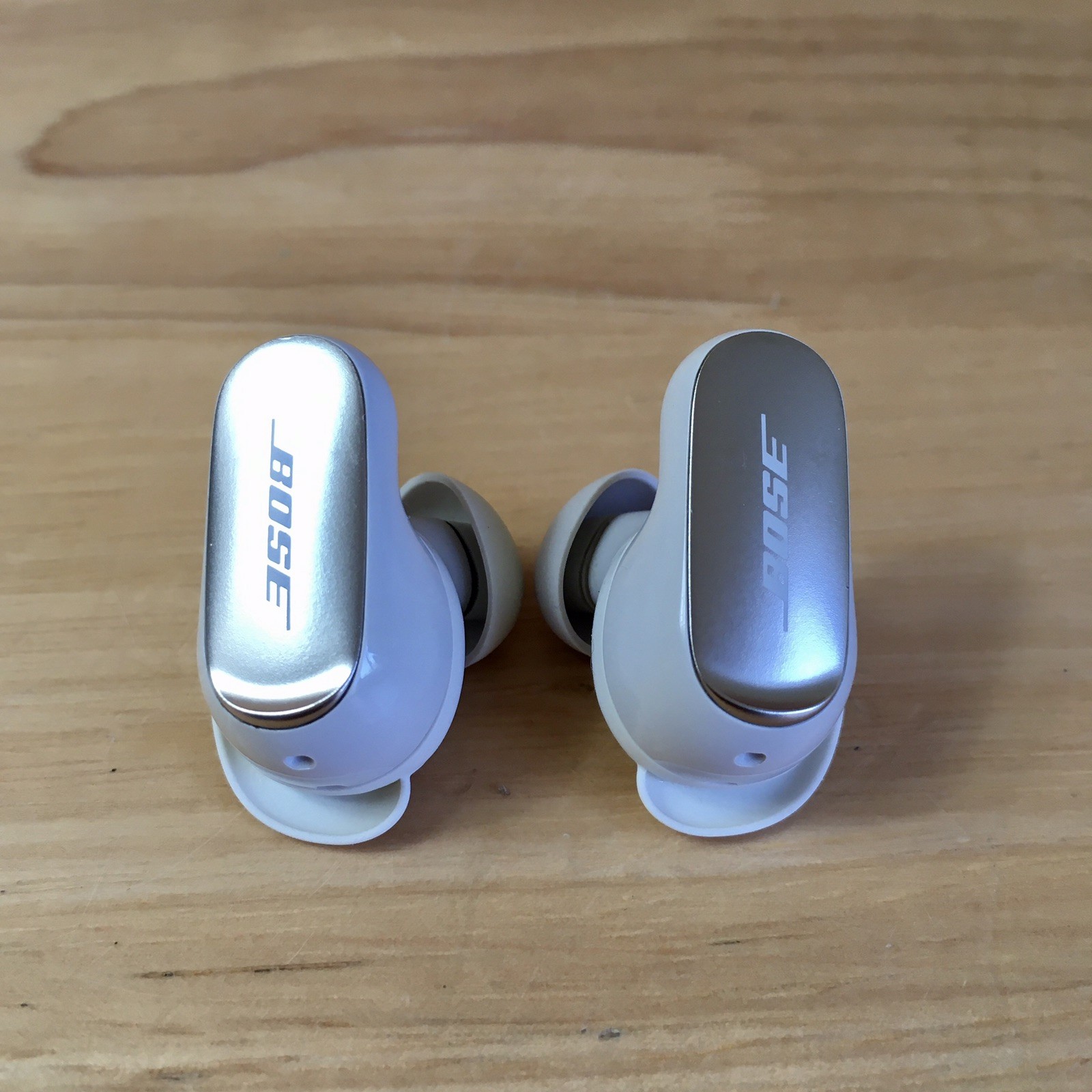 Bose QuietComfort Ultra True Wireless Noise Cancelling Earbuds – White Smoke