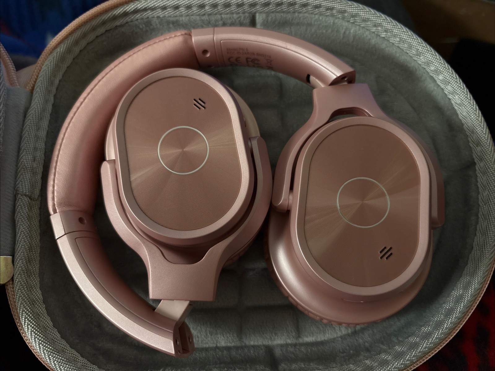 ZIHNIC PN9 Active NoiseCancelling Wireless Bluetooth Headphones & Case Rose Gold