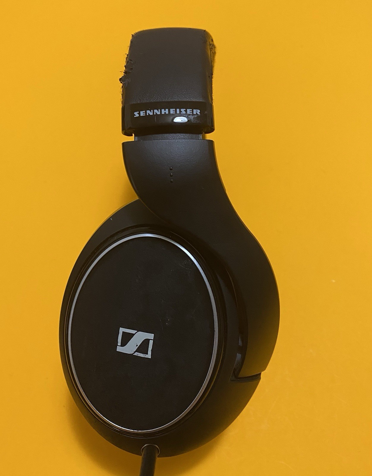 Sennheiser HD598Cs Over-Ear Headphones Working READ Description