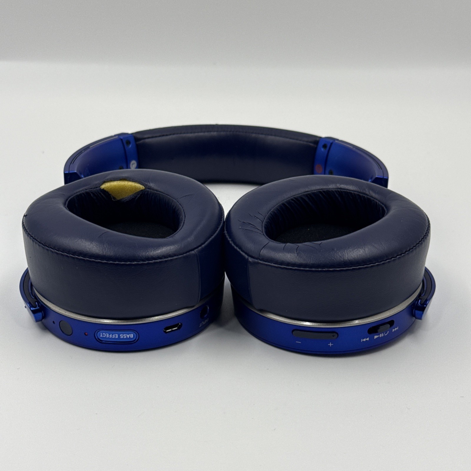 Sony MDR-XB950B1Headphones Wireless Extra Bass ANC – Blue – (Needs Pads)