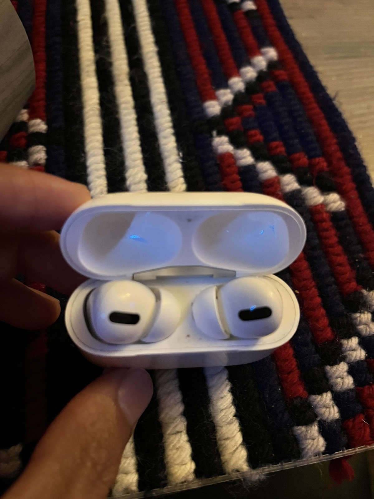 Apple AirPods Pro Bluetooth Wireless In-Ear Earbuds, White w/ Charging Case