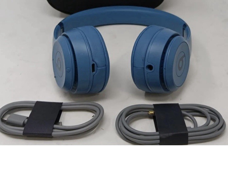 Beats Solo 4 True Wireless On-Ear Bluetooth Headphones Cloud Pink White Blue Bla