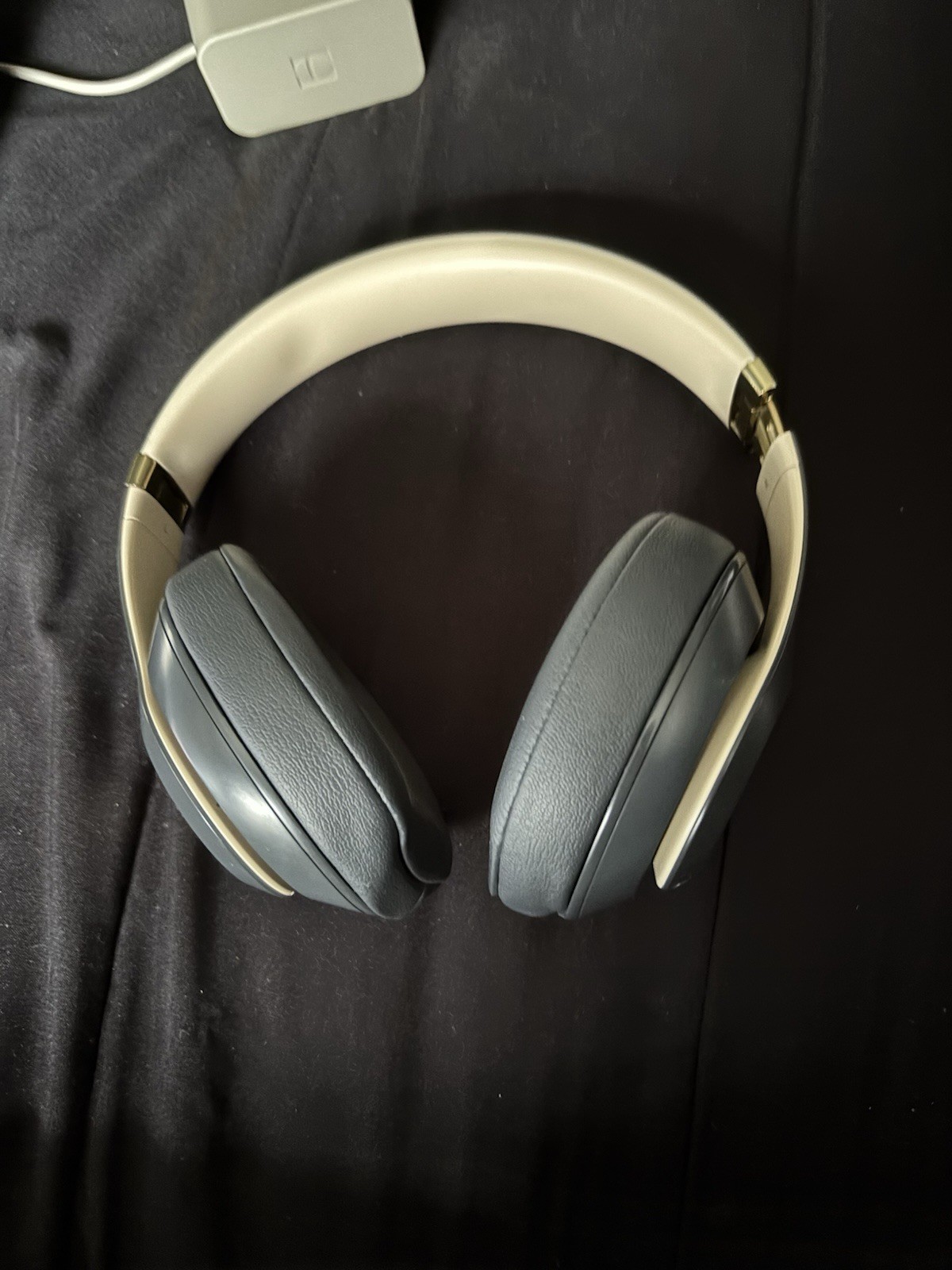Beats by Dr. Dre Headband Headphones Black Beige with Carrying Case