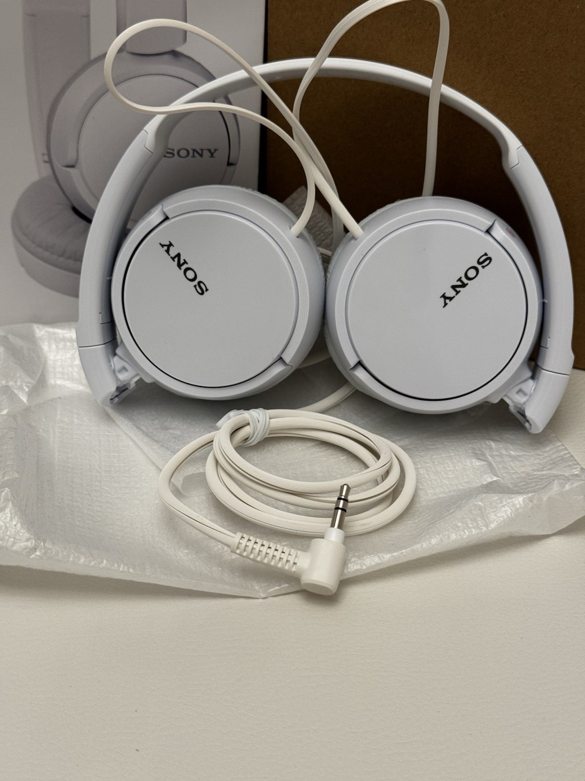 Sony MDRZX110/WHI ZX Series Stereo Headphones, MDR-ZX110 White