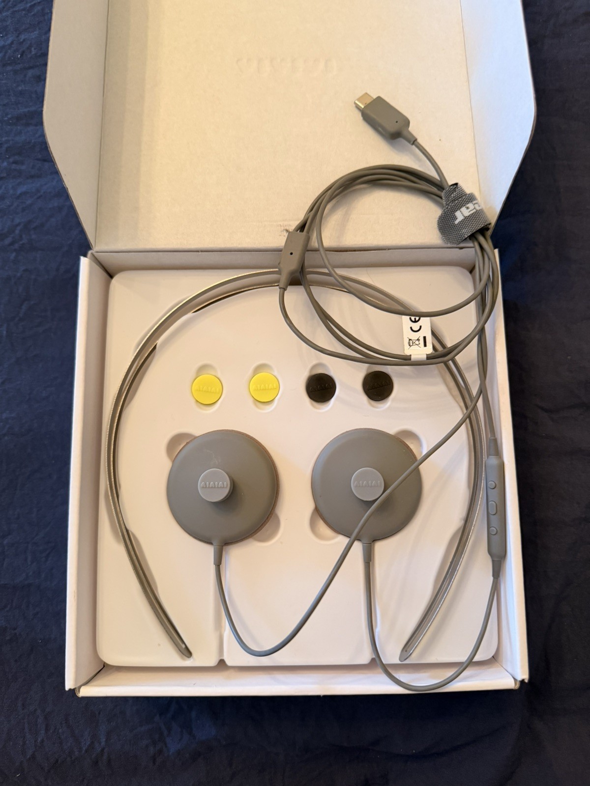 AIAIAI USB-C Headphones with mic & Volume Control (iPhone users see description)