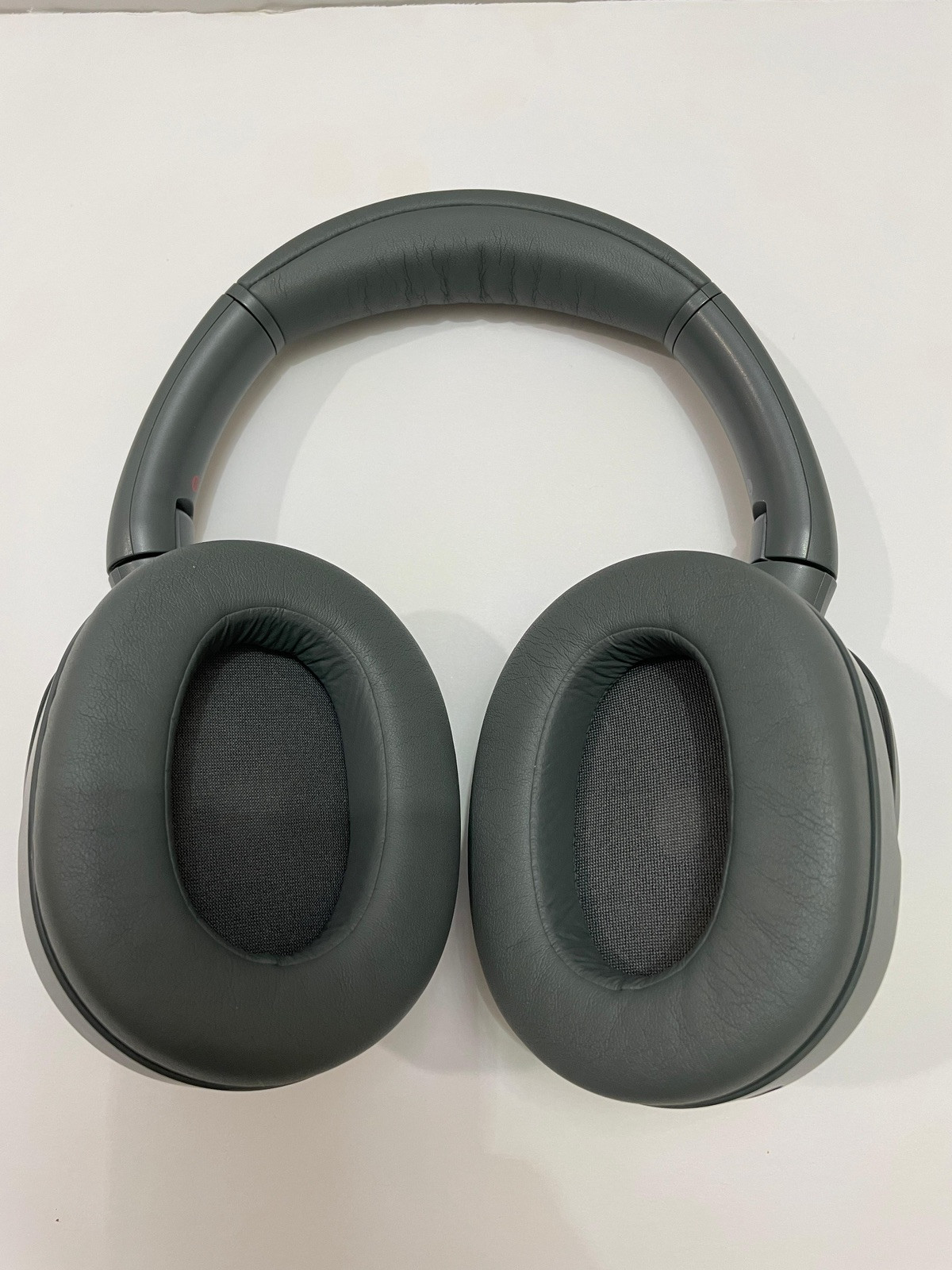 Sony ULT WEAR 900N Wireless Noise Canceling Bluetooth Headphones – Forest Gray