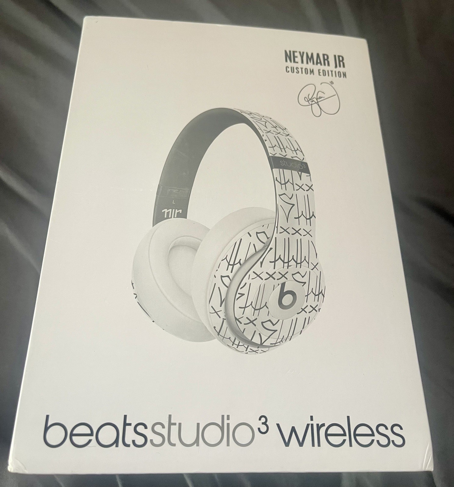 Rare Beats Studio 3 Wireless X Neymar Jr Custom Headphones Limited Edition