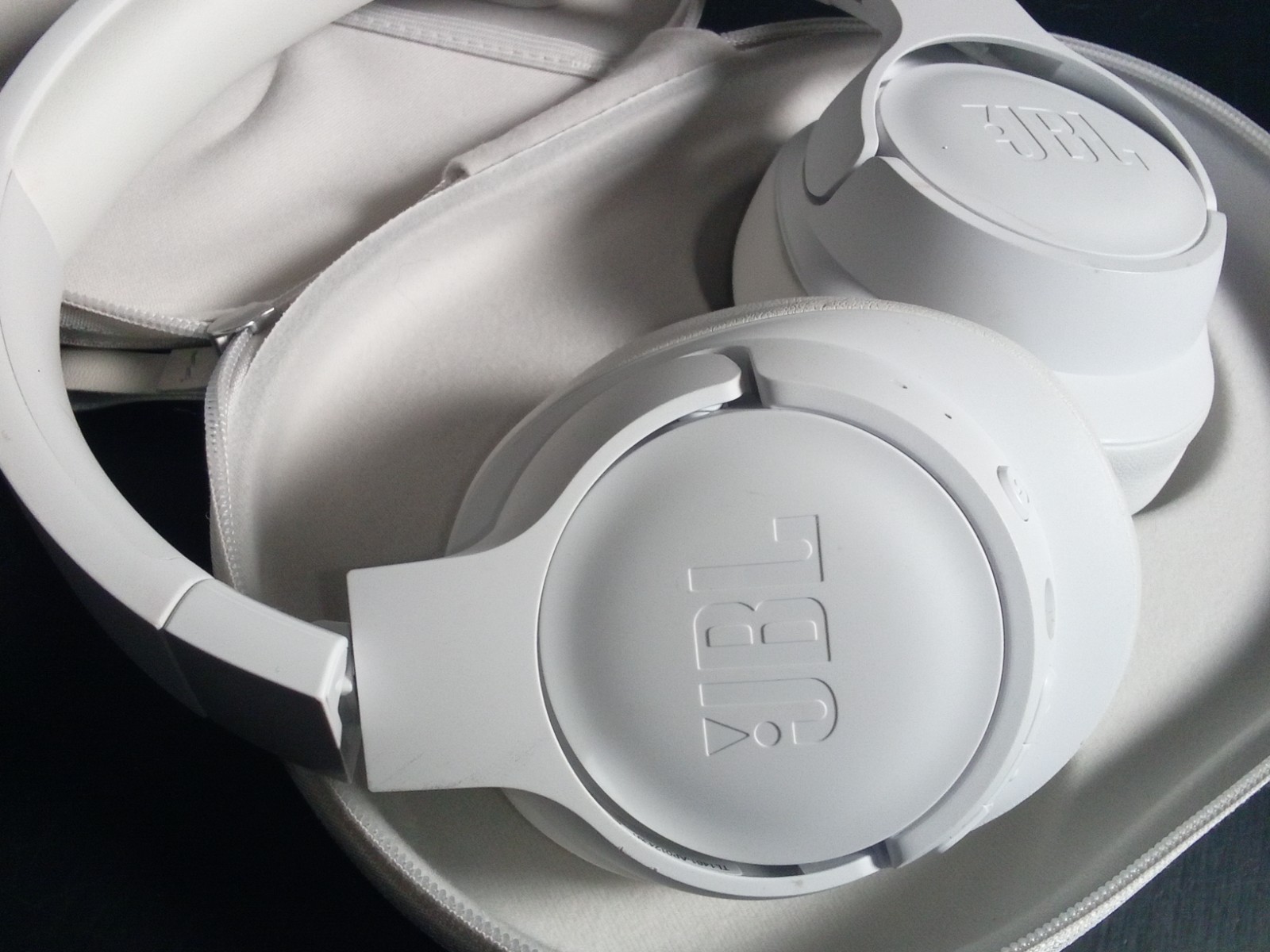 JBL T450BT Wireless Bluetooth Headphones – White