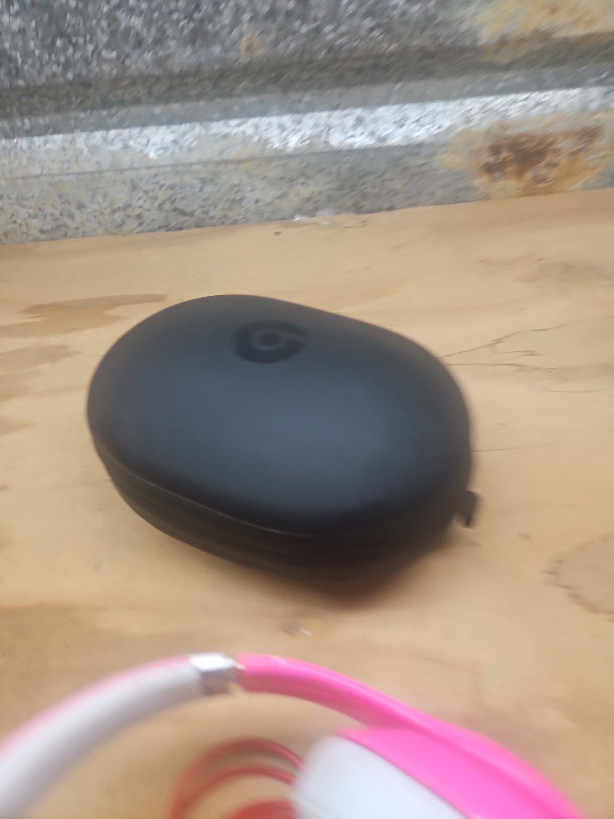 BEATS by Dr. Dre STUDIO 2 WIRELESS PINK GLOSSY (WITH NEW PADS )