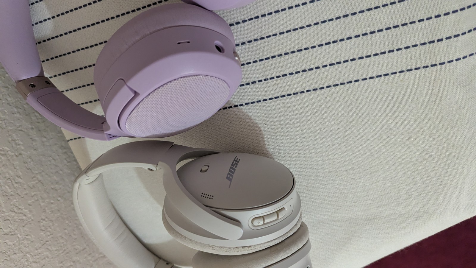 Bose QuietComfort 45 Noise Cancelling Wireless Headphone-White/ See Description