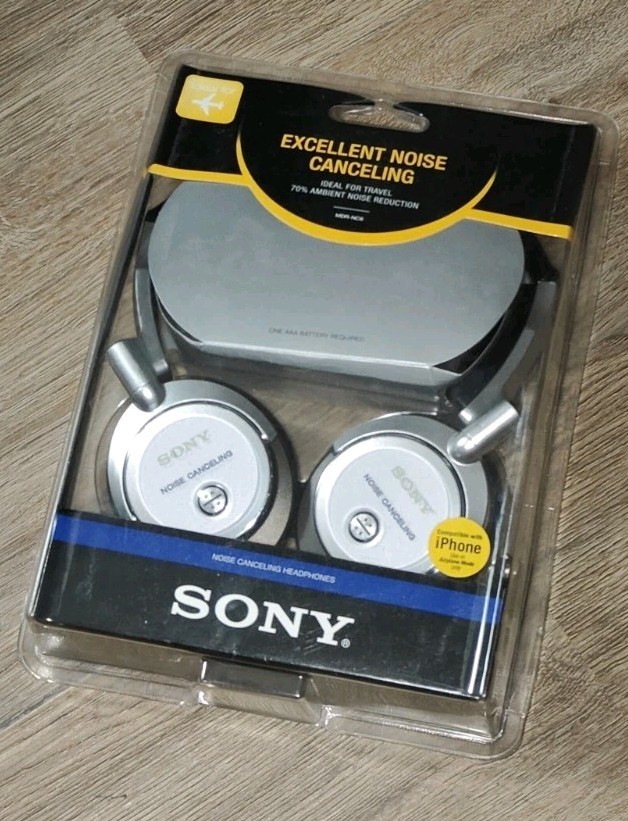 SONY MDR-NC6 NOISE CANCELLING PORTABLE AUDIO HEADPHONES SILVER 2007 NEW SEALED