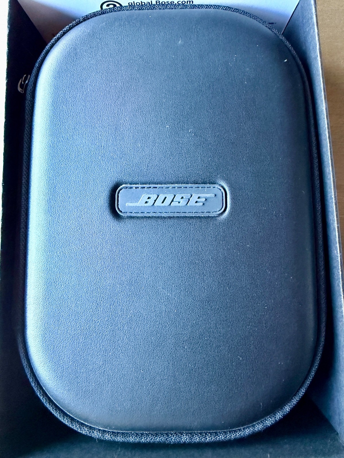 Bose QuietComfort 35 Over the Ear Wireless Headphones – Black – Mint Condition