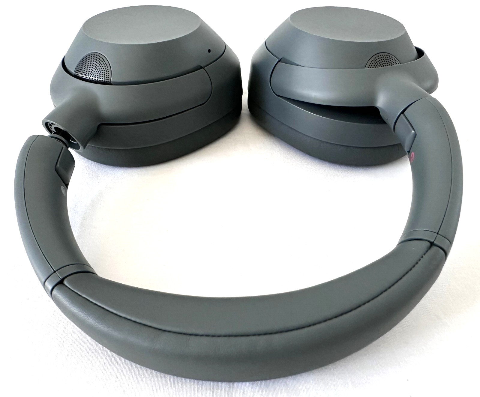 Sony ULT WEAR 900N Wireless Noise Canceling Headphones Gray Broken left side 1.3
