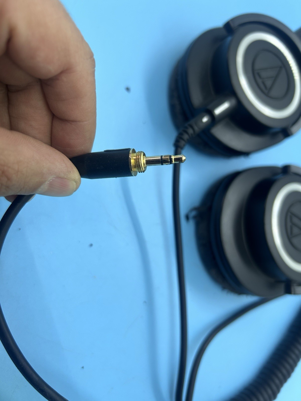 Audio-Technica ATH-M50x Over-Ear Headphones ATHM50X. Tested / Works