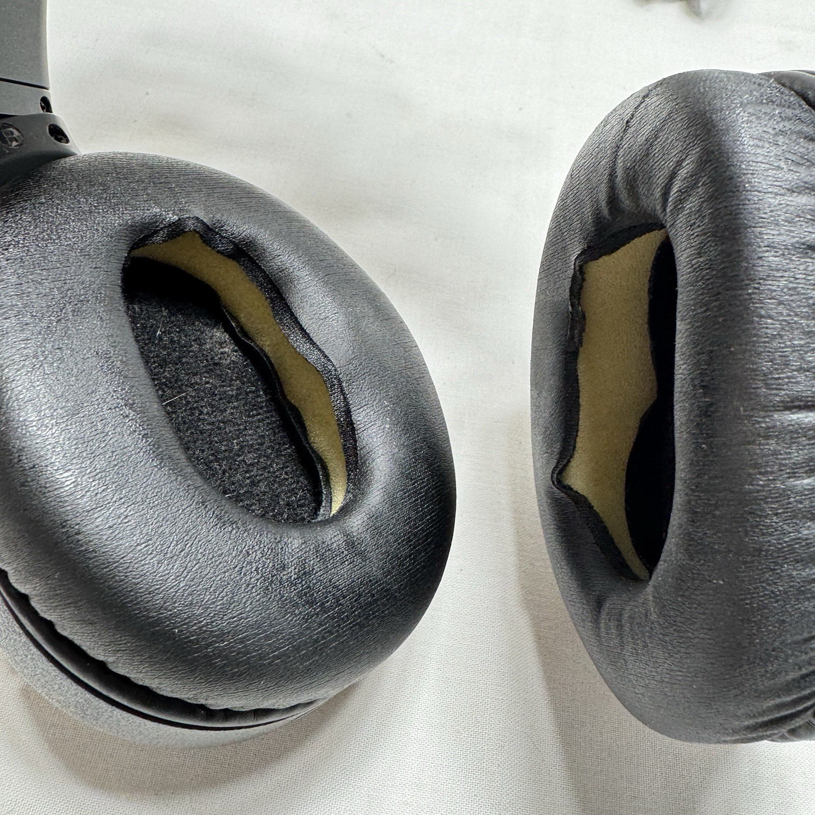 SONY TMR-RF400 Wireless Headphones 40mm Drivers 10Hz-22kHz WORK & SOUND GREAT