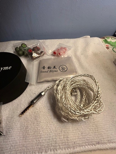 Sound Rhyme SR9- 1DD+8BA Hybrid 2Pin 0.78mm HiFi IEM 4.4 mm Bal Cable USED EX+